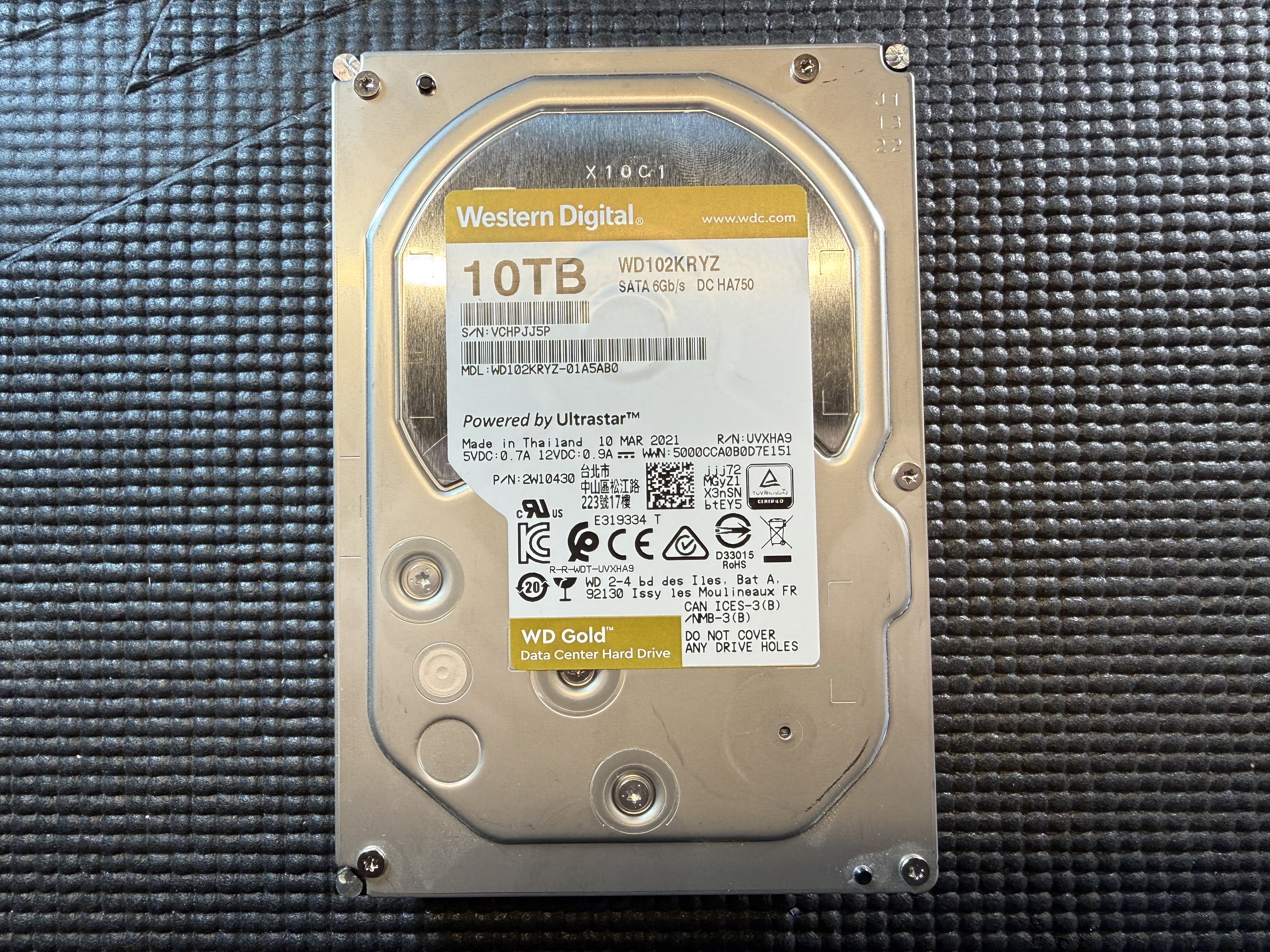 10TB Western Digital Gold - SATA 7200RPM - Great condition!