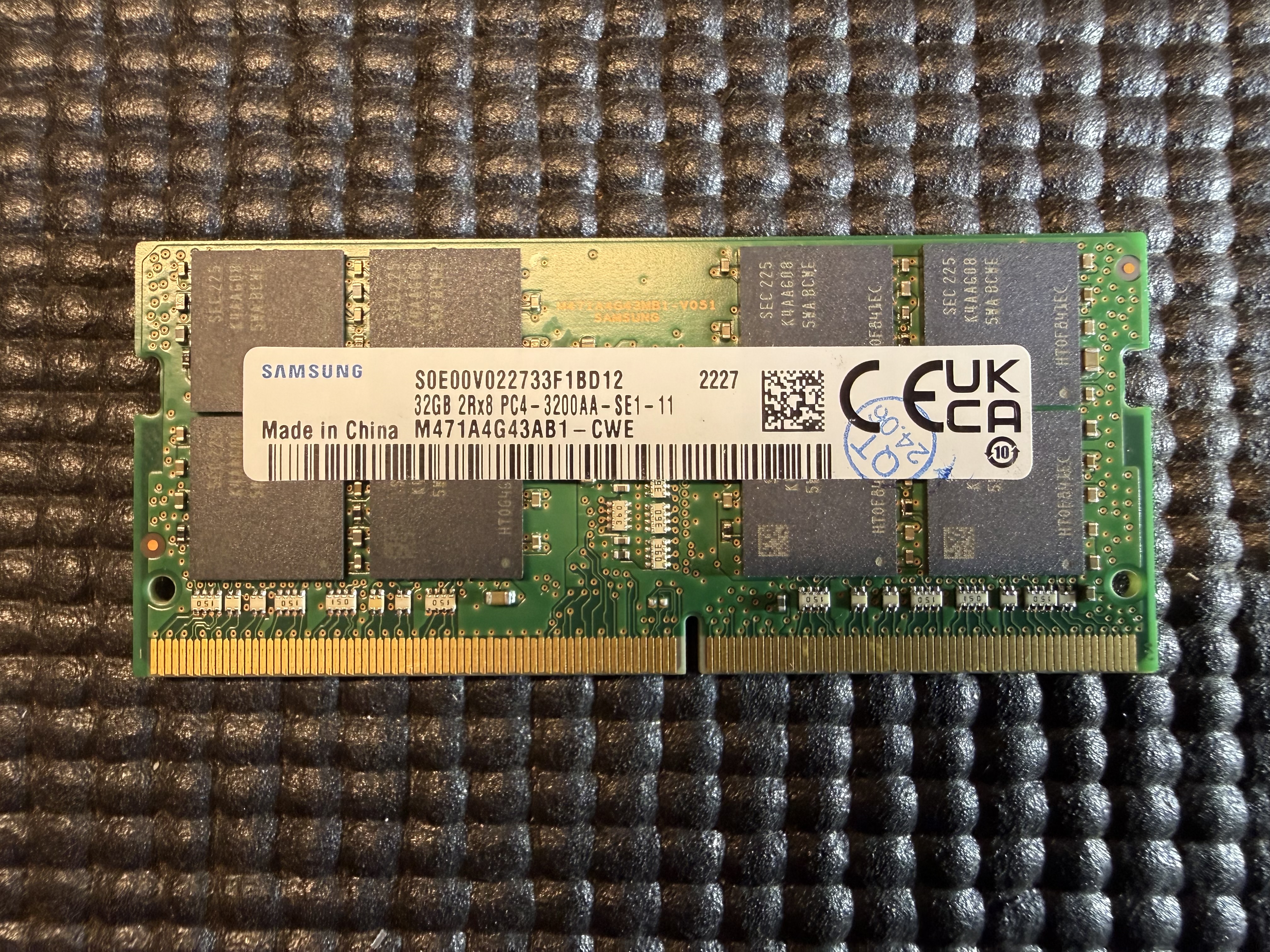 Samsung 32GB (1x32GB) DDR4 3200MHz SODIMM PC4-25600 - M471A4G43AB1-CWE