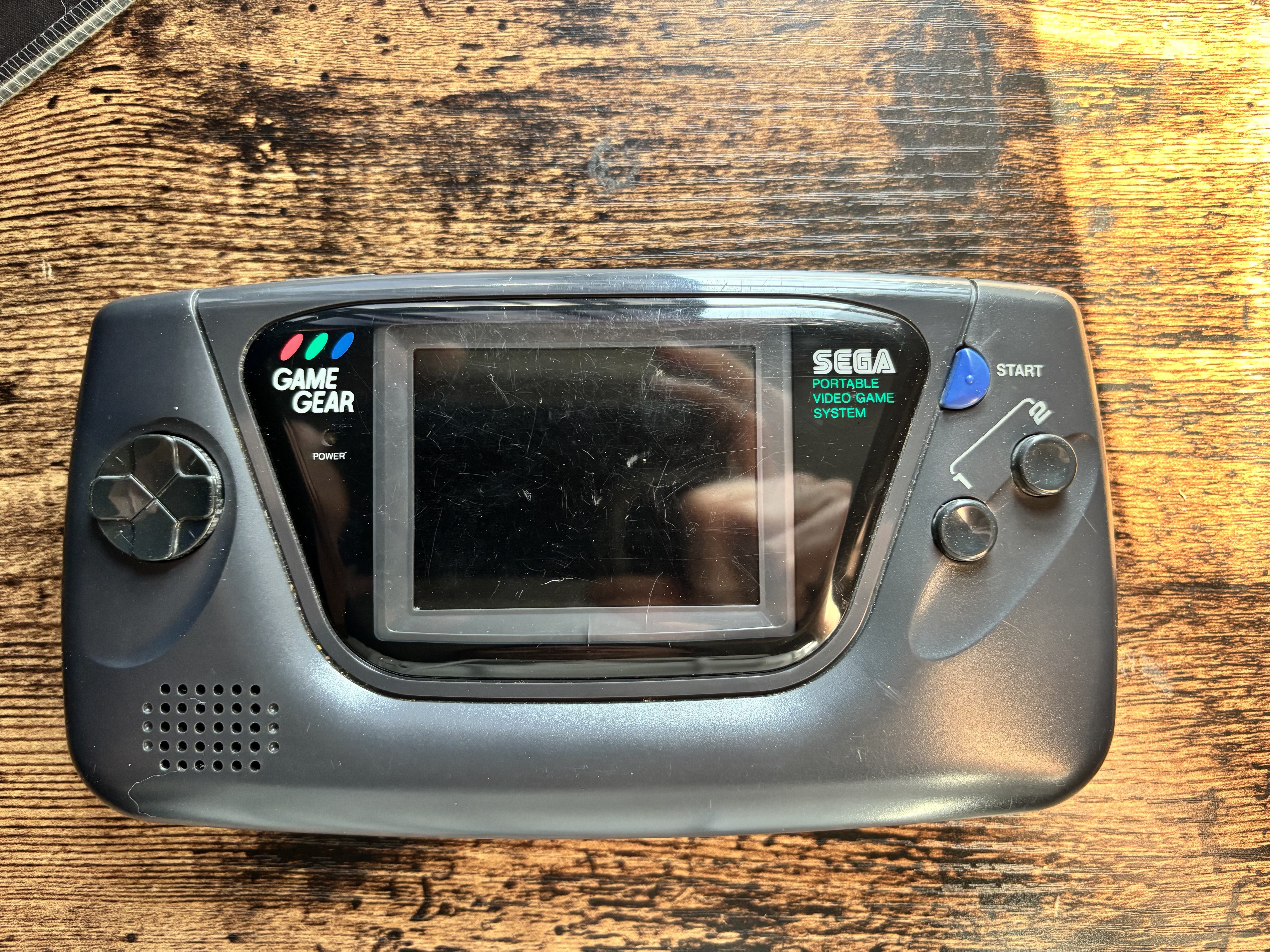 Sega Game Gear Bundle – Console + 6 Games + OEM Power Adapter (AS-IS / READ)