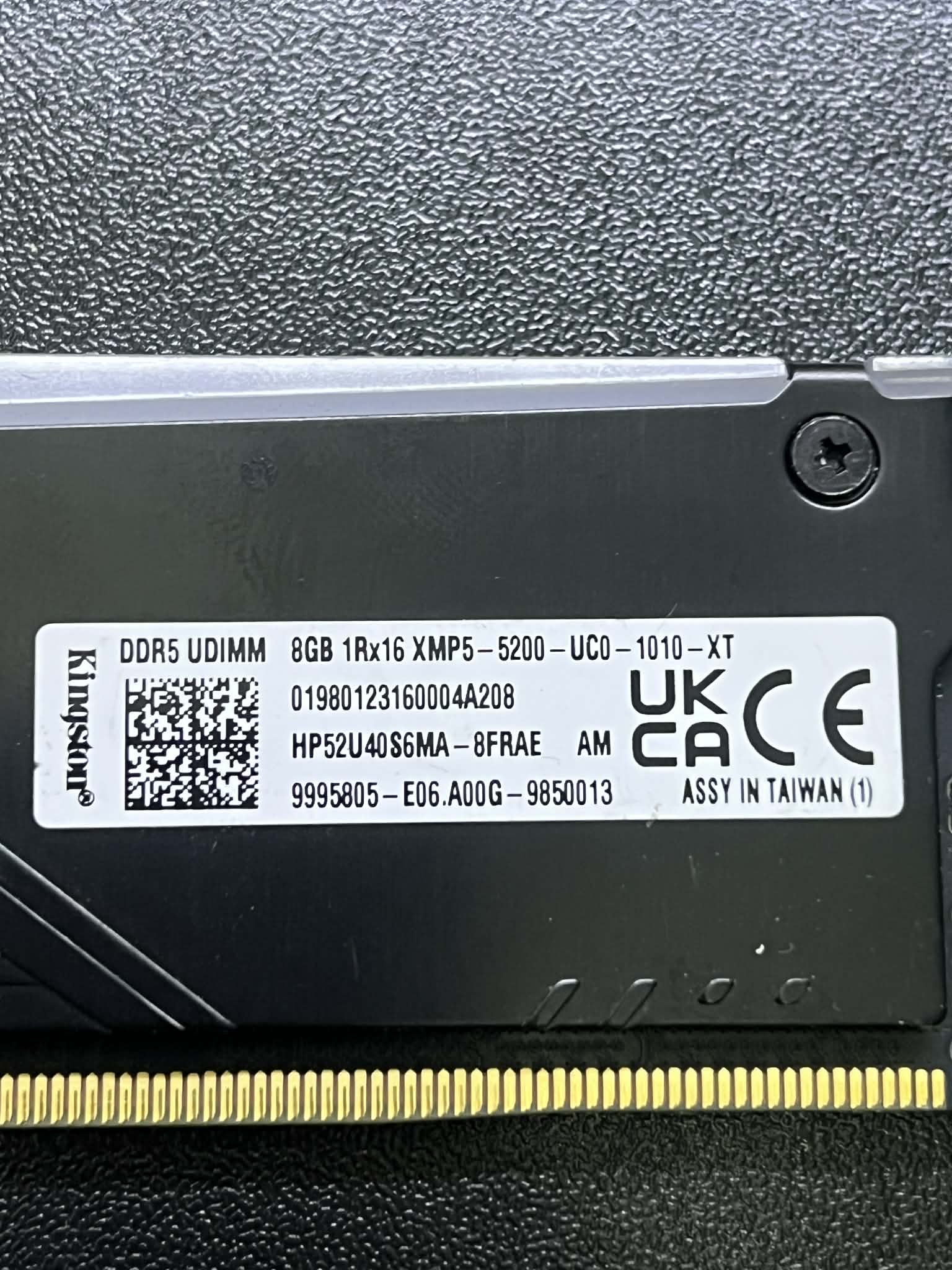 8gb DDR5 Kingston Fury RGB 5200